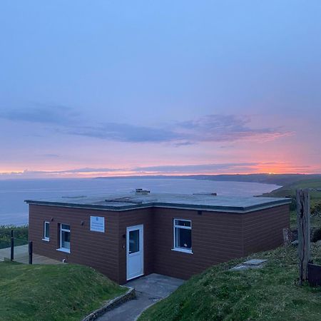 Sunset Sea View Chalet With Hot Tub ทอร์พอยท์ ภายนอก รูปภาพ